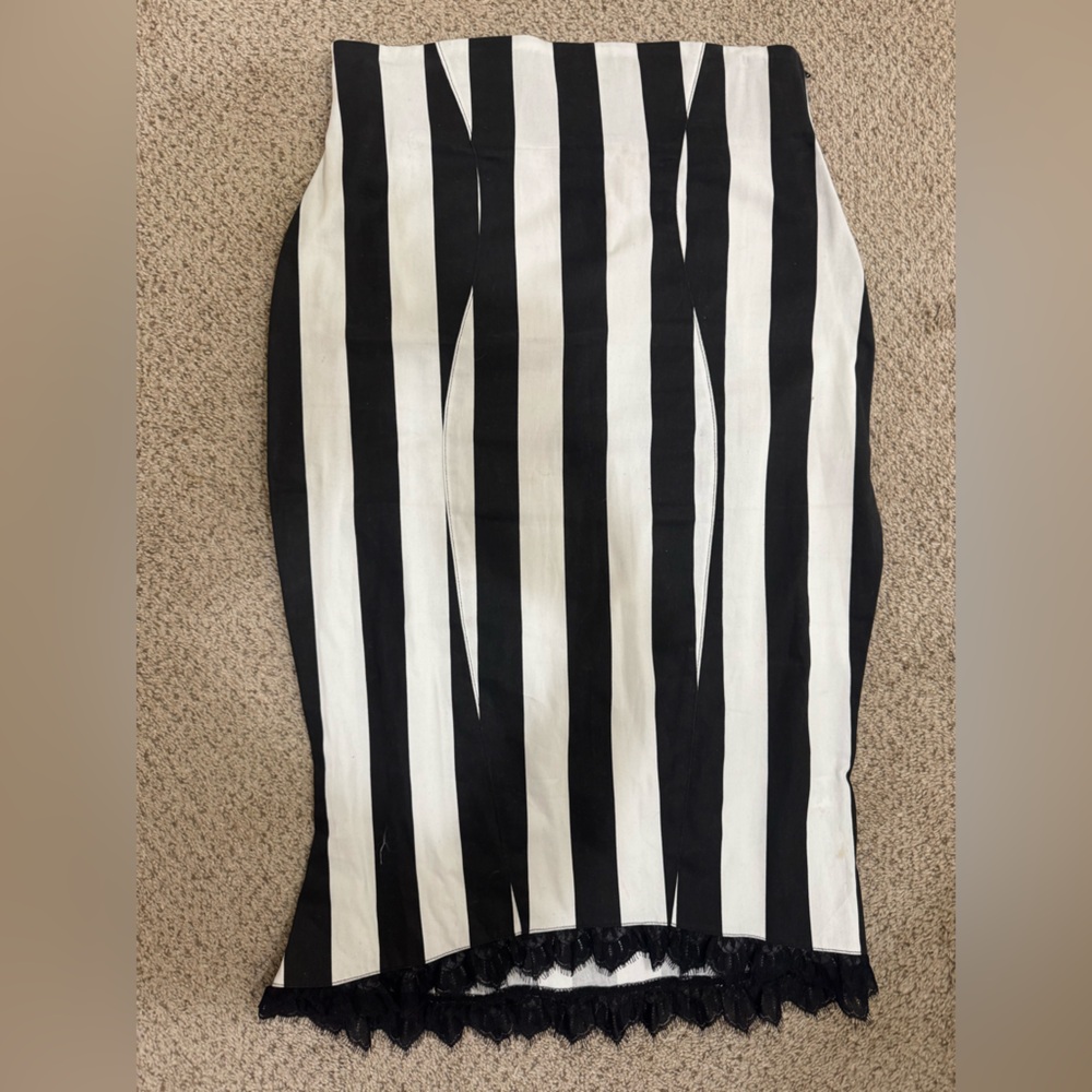 Pinup Couture Pencil skirt, Beetlejuice